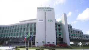 Alunos tentam envenenar professoras em escola estadual de Salvador