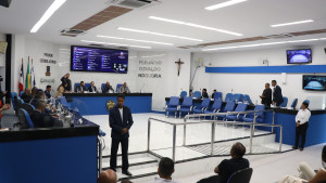 Câmara aprova contas do Executivo referentes ao ano de 2024 durante sessões desta terça-feira (30)
