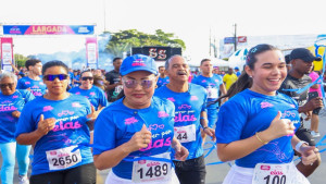 Correr por Elas reúne 3 mil participantes em Santo Estêvão e arrecada 10 toneladas de alimentos